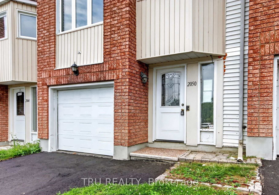 2050-riviera-terrace-clarence-rockland-ontario-x13557658