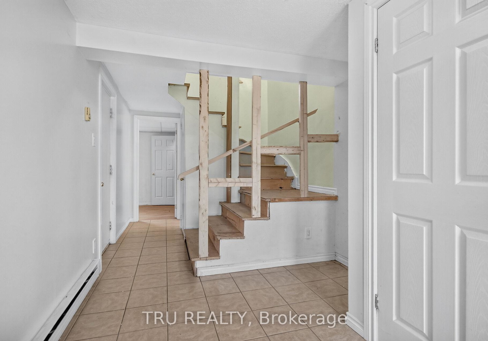 2050-riviera-terrace-clarence-rockland-ontario-x13557658