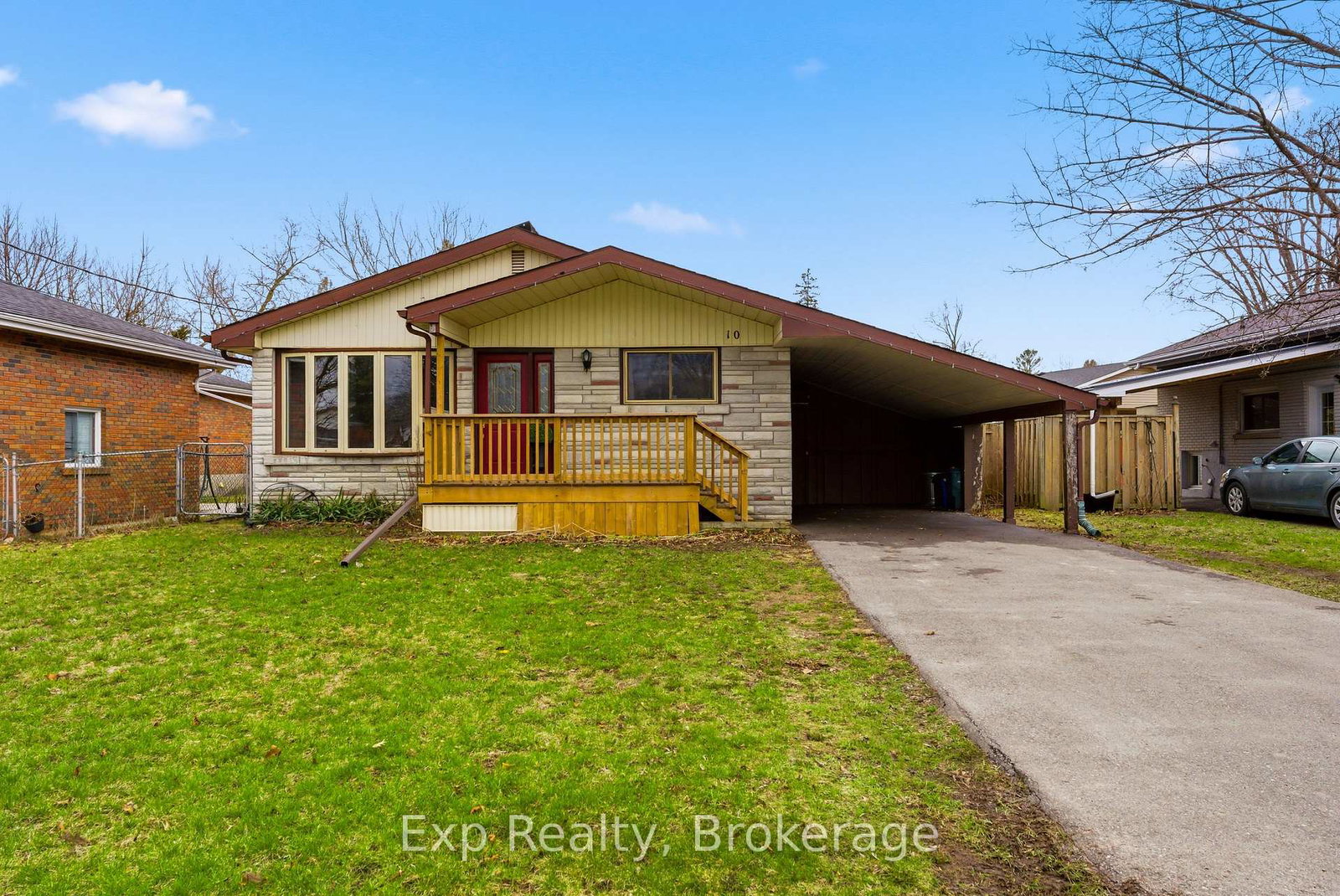 10-plaza-square-belleville-ontario-x13557730