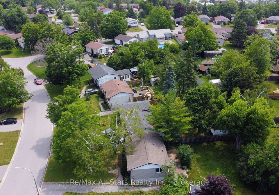 1886-croftdale-crescent-peterborough-ontario-x13557752