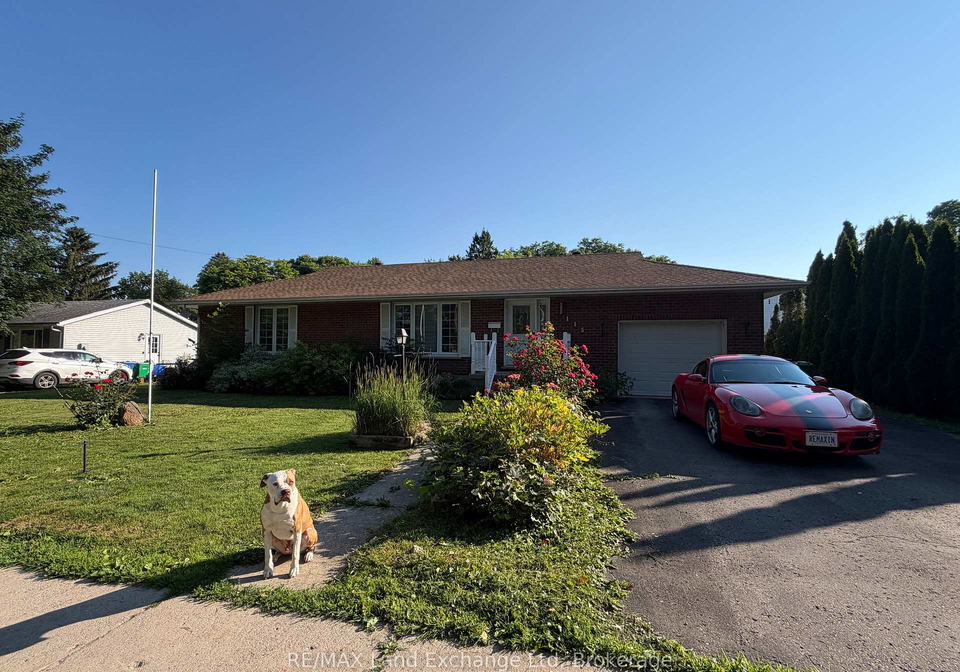 115-victoria-street-w-north-huron-ontario-x13557794