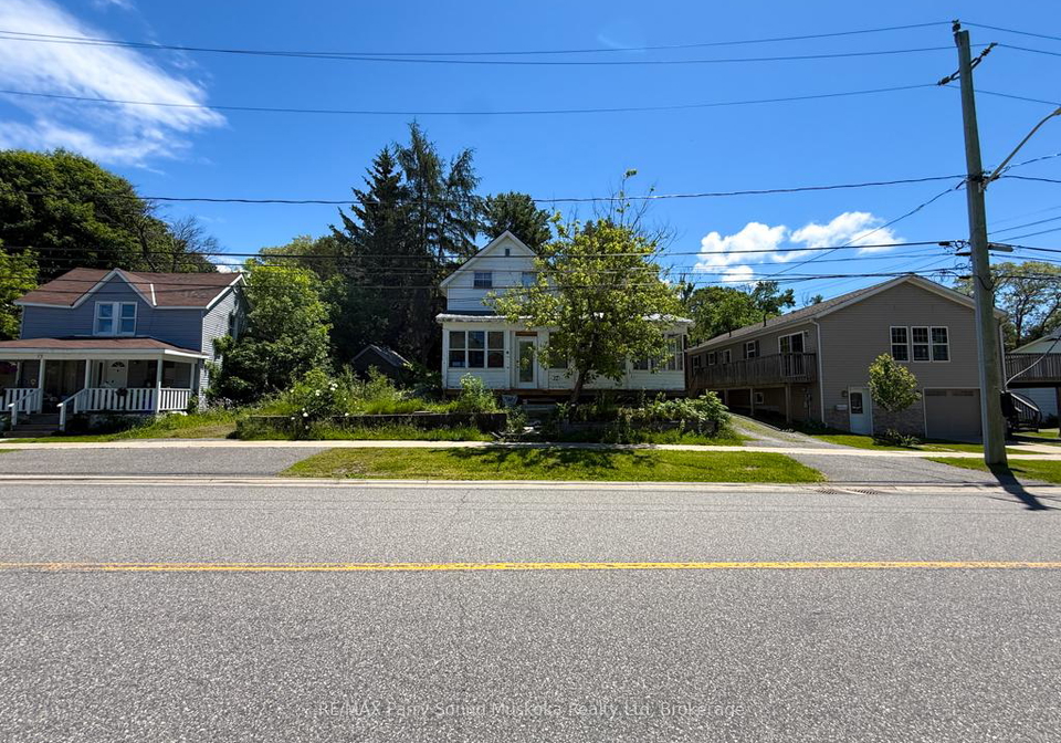 17-wakefield-street-parry-sound-ontario-x13557902