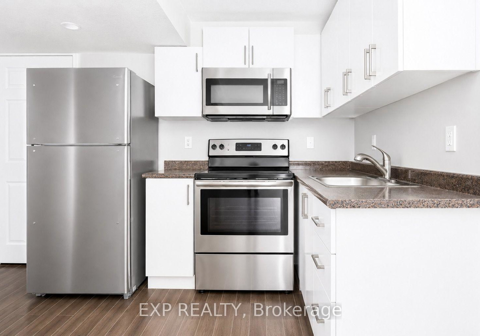 304-lemon-grass-crescent-kitchener-ontario-x13557918