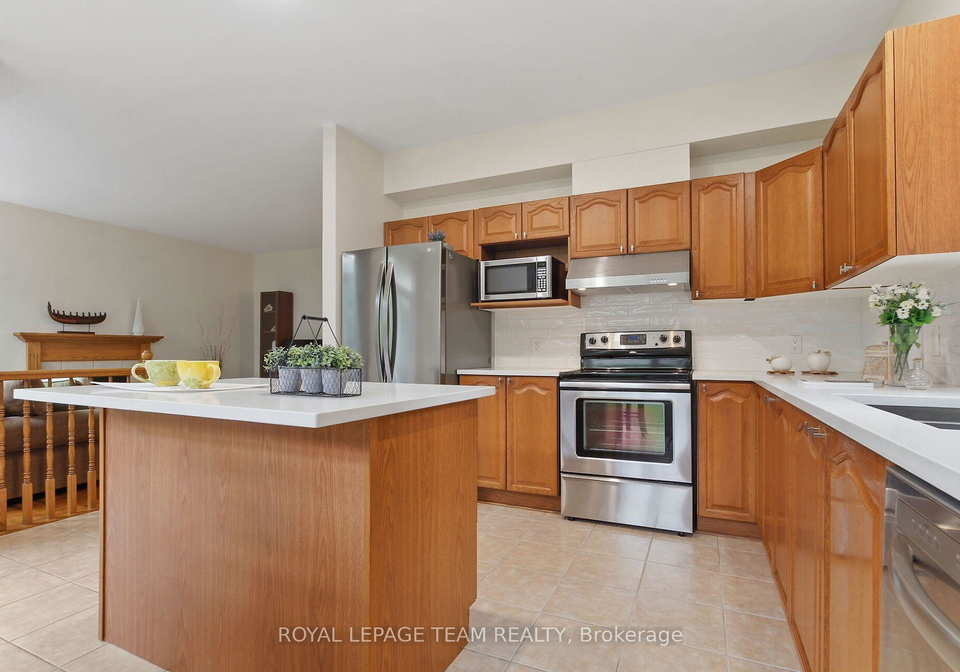 4-keno-way-kanata-ontario-x13557932