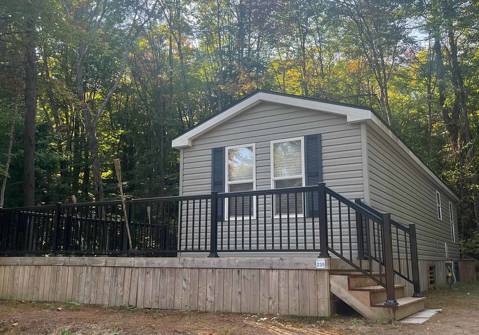 1047-bonnie-lake-camp-road-bracebridge-ontario-x13557948