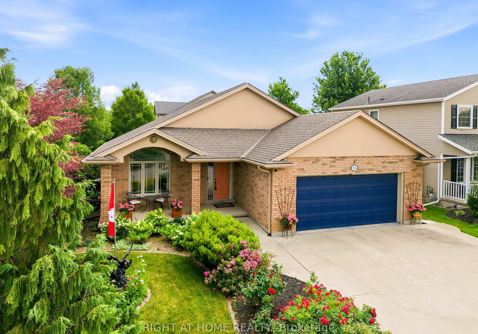 15-hope-avenue-niagara-on-the-lake-ontario-x13557988