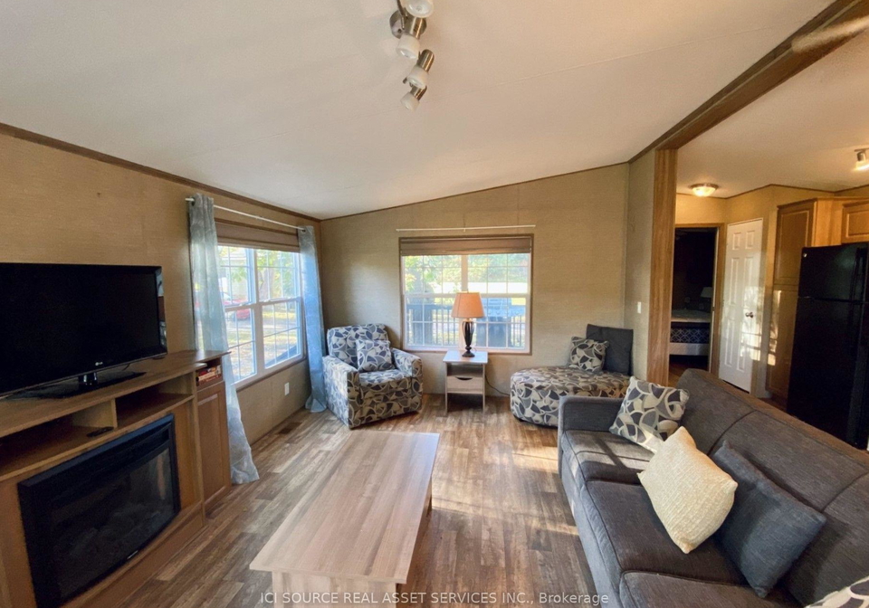 486-county-road-18-prince-edward-county-ontario-x13557996