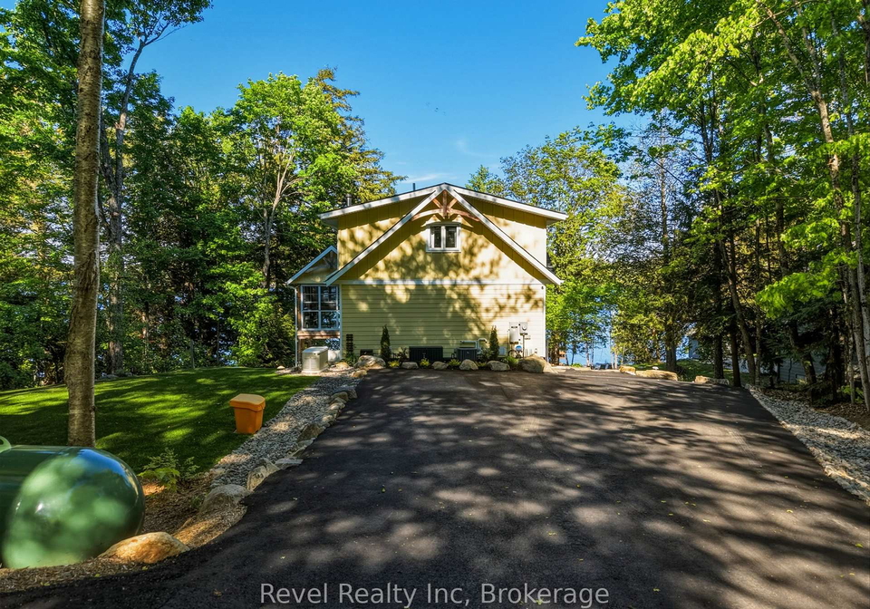 1090-lawson-road-lake-of-bays-ontario-x13558028