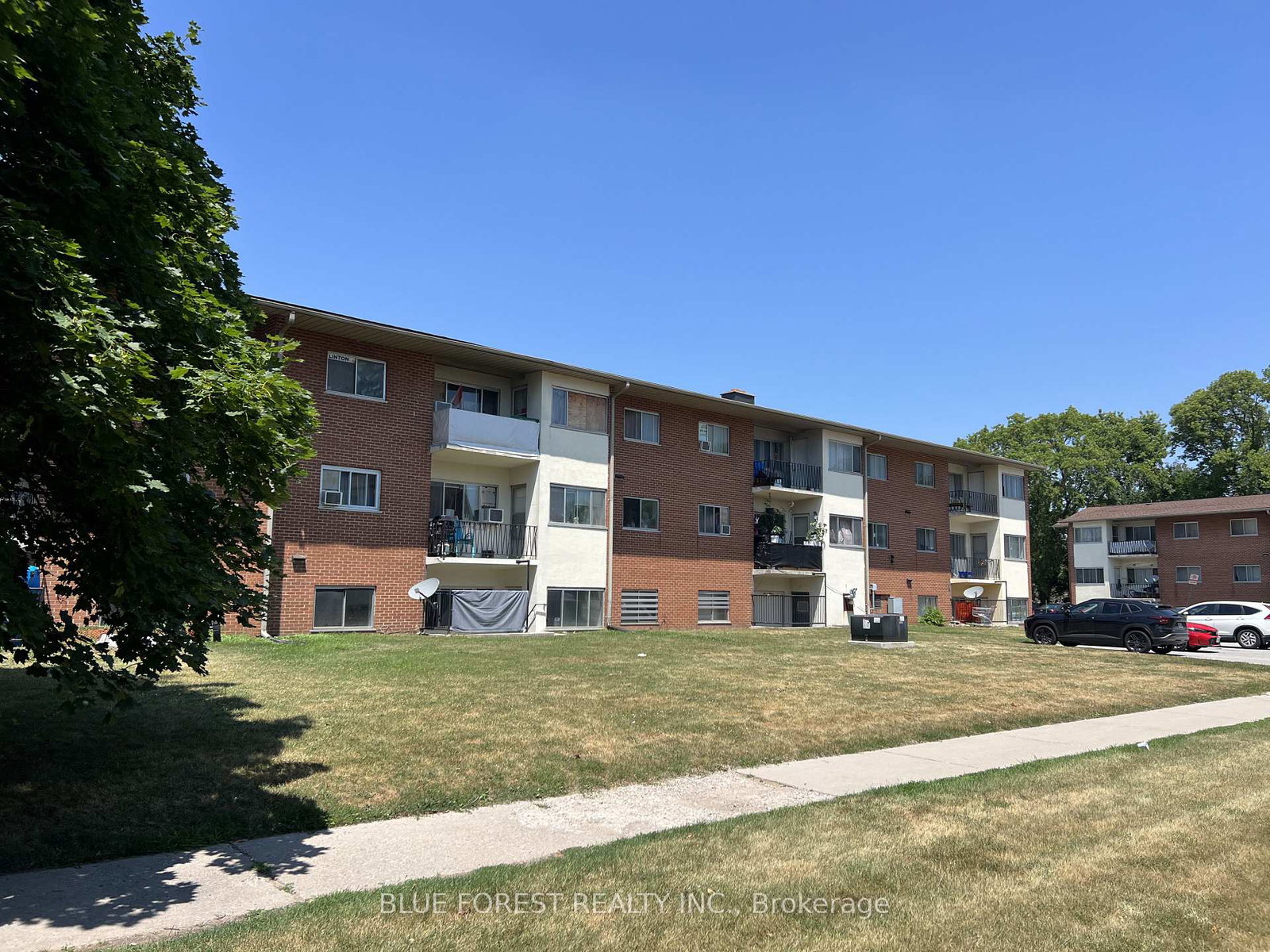 1170-hamilton-road-london-east-ontario-x13558034