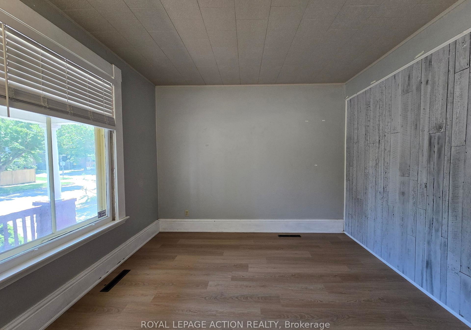 196-wellington-street-brantford-ontario-x13558080