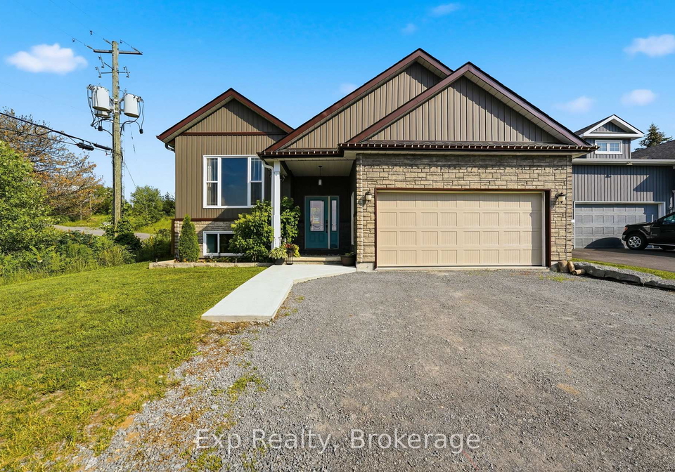 818-palace-road-greater-napanee-ontario-x13558250