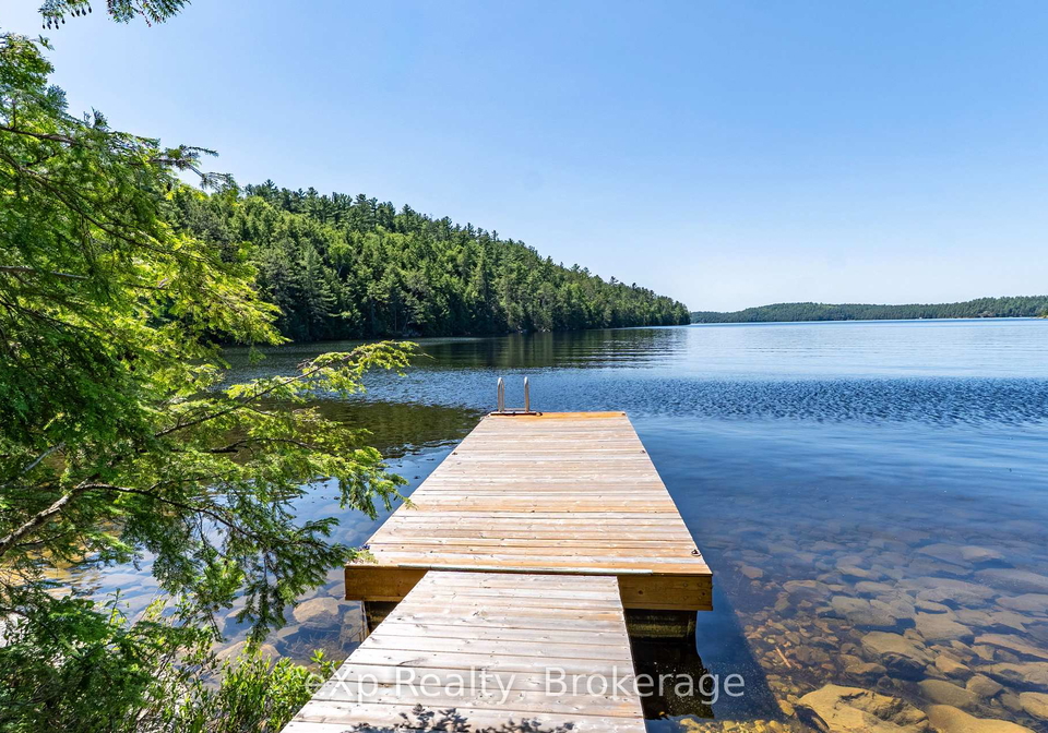 85-south-shore-sudbury-remote-area-ontario-x13558284