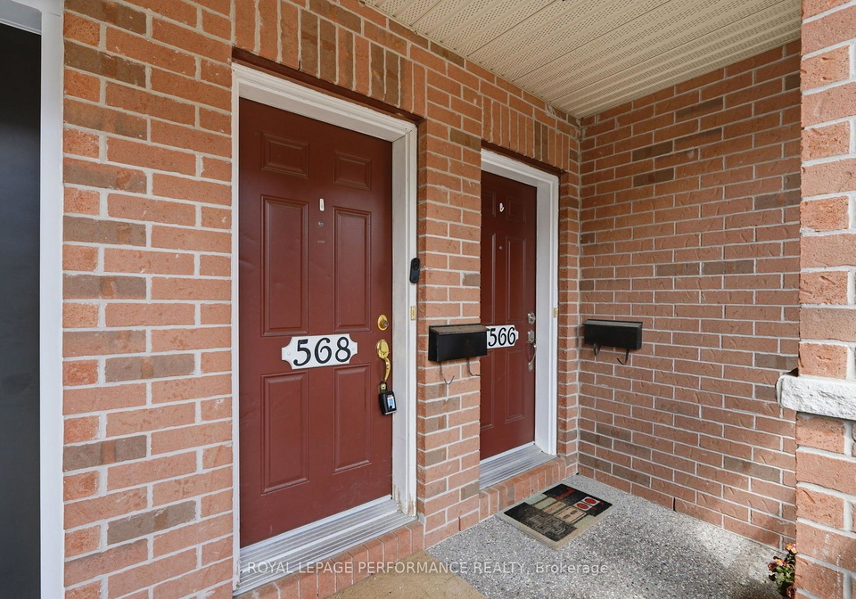56reardon-private-ottawa-ontario-x13558576