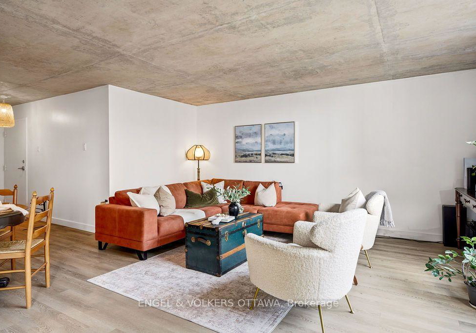 475-laurier-avenue-w-ottawa-ontario-x13559048