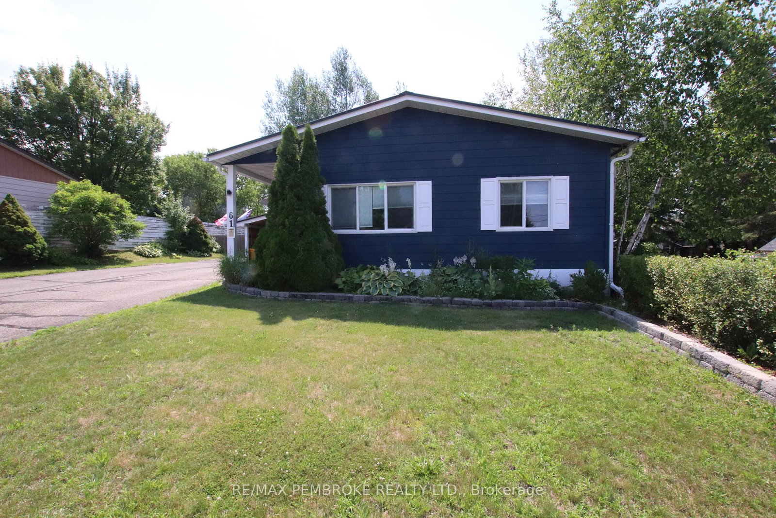 61-doran-road-petawawa-ontario-x13559078
