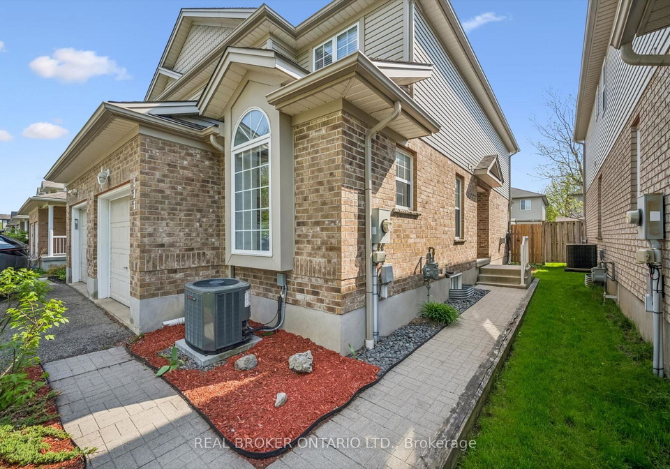 511-dansbury-drive-waterloo-ontario-x13559256