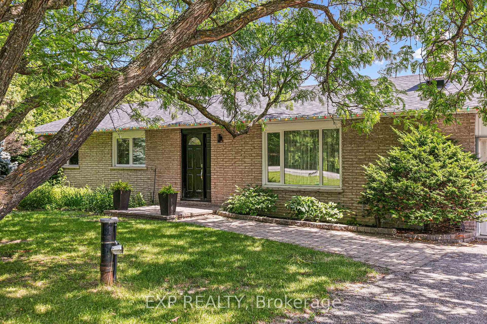 10-queen-anne-crescent-ottawa-ontario-x13559296