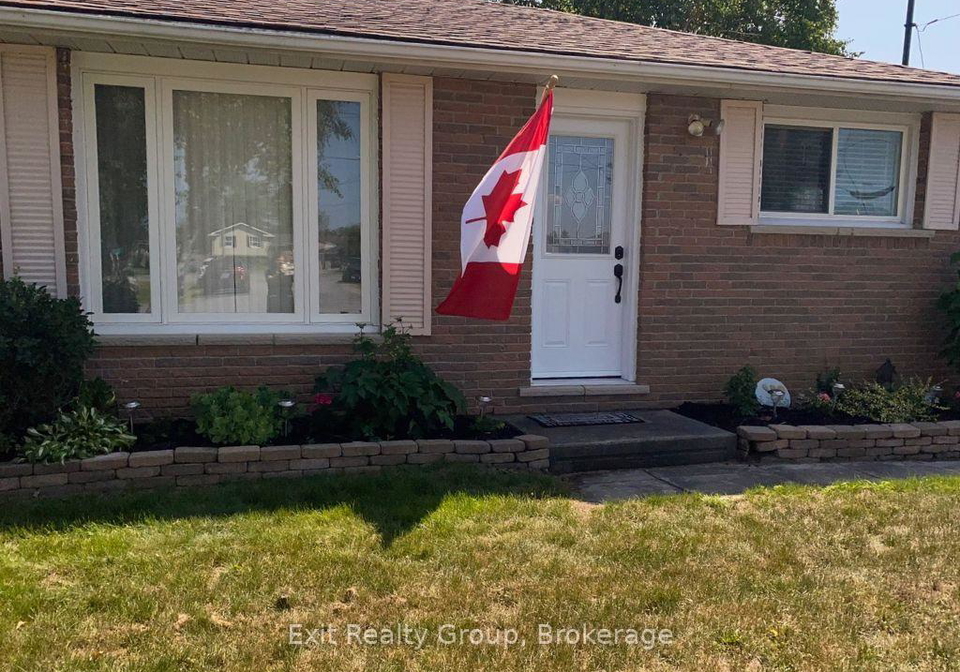 83-centre-street-quinte-west-ontario-x13559398