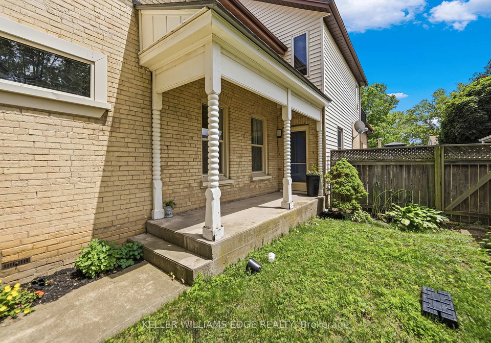 32-clench-avenue-brantford-ontario-x13559498