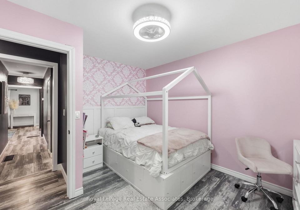 21-ridgewood-avenue-guelph-ontario-x13559556