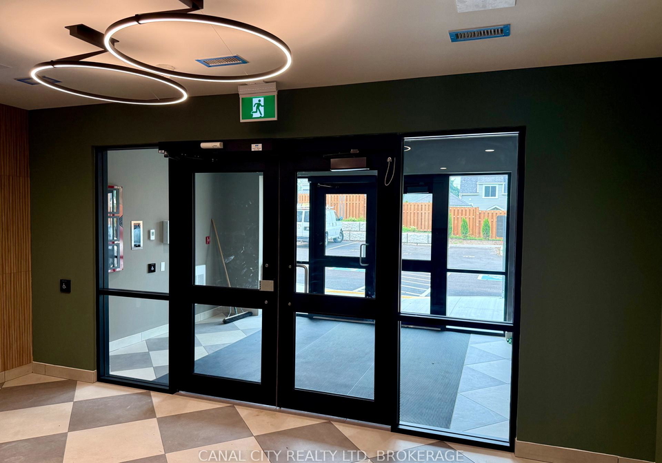 8-hutt-lane-thorold-ontario-x13559758