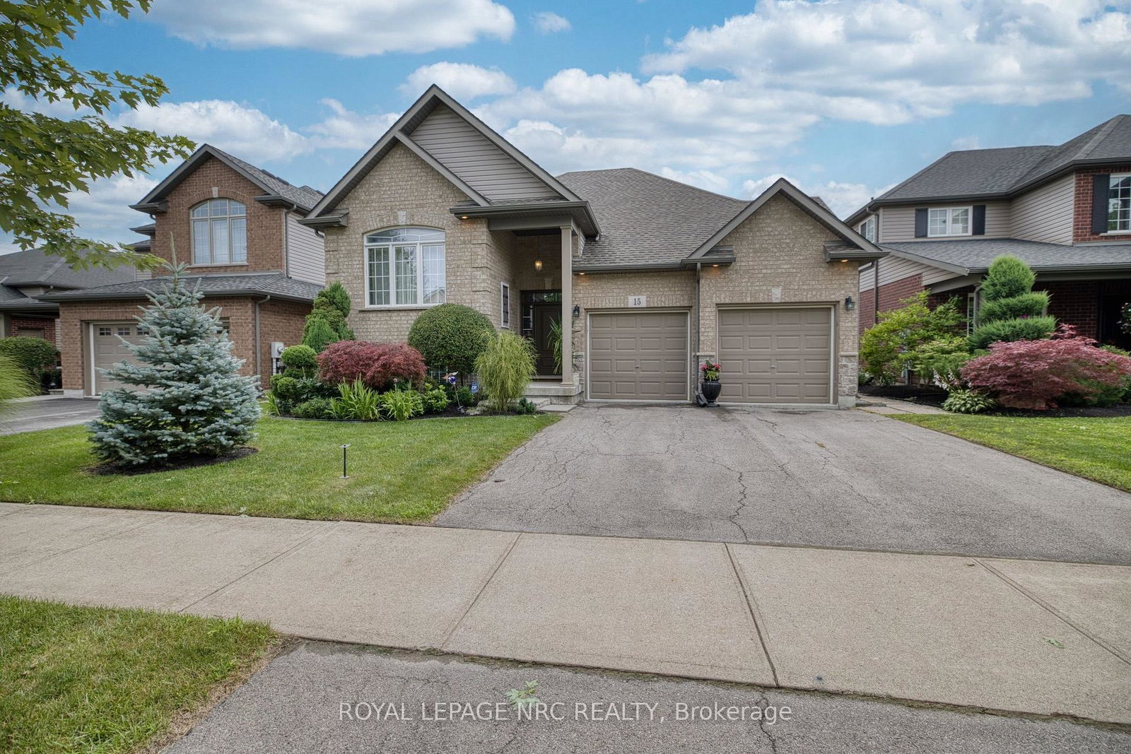 15-fisher-drive-niagara-on-the-lake-ontario-x13559828