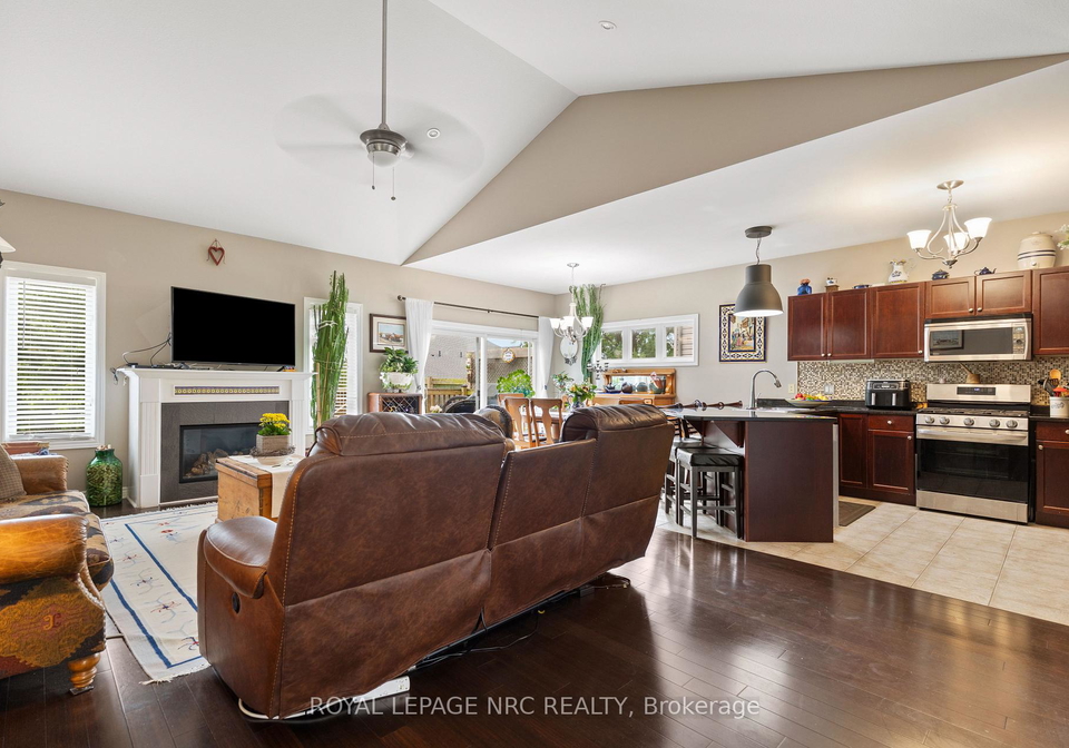 15-fisher-drive-niagara-on-the-lake-ontario-x13559828