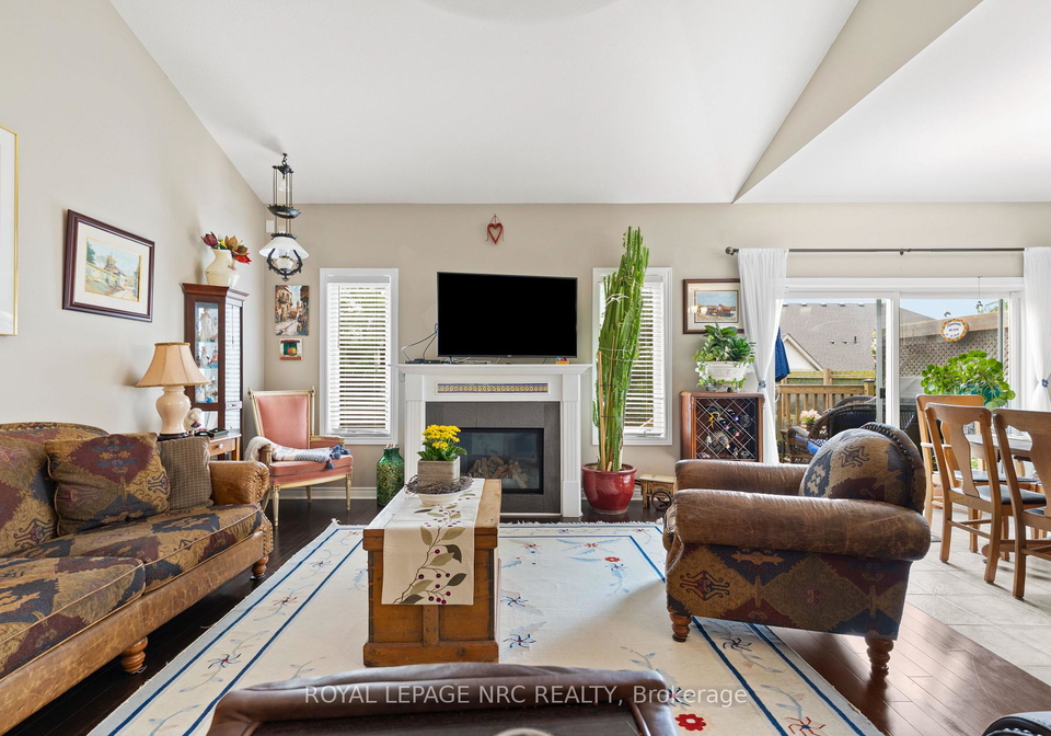 15-fisher-drive-niagara-on-the-lake-ontario-x13559828