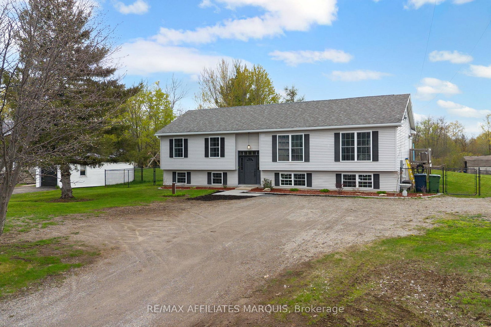 462-highway-15-road-rideau-lakes-ontario-x13559840