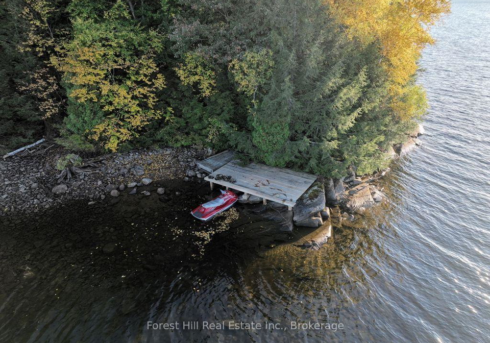 0-dennison-island-dysart-et-al-ontario-x13559918