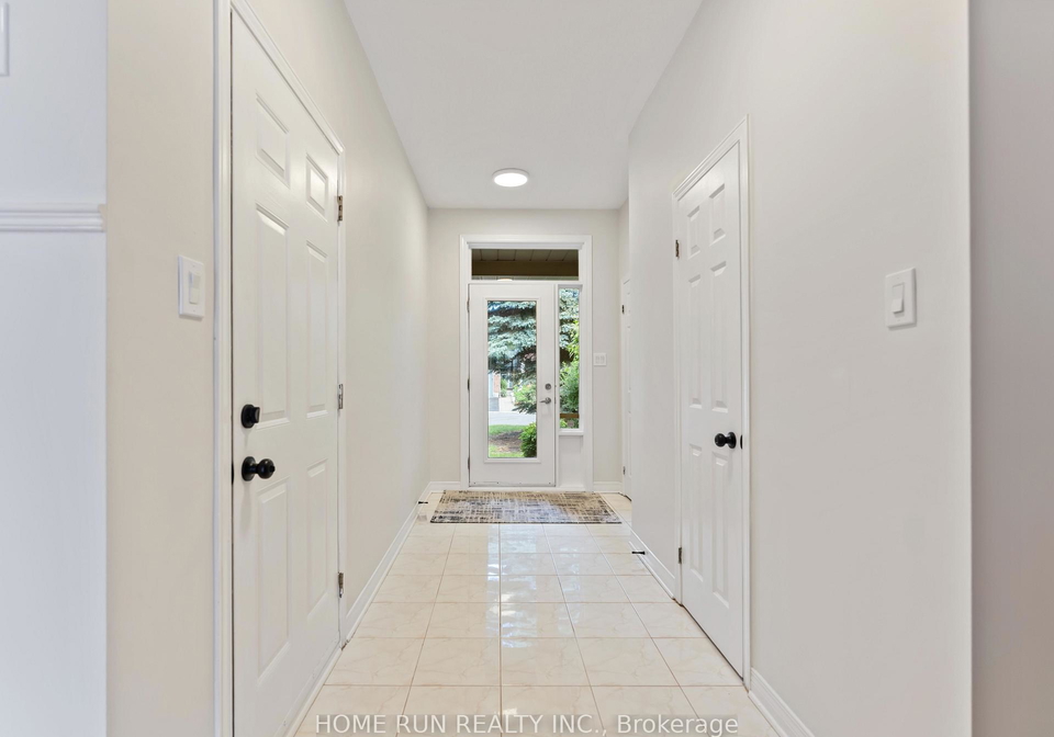20-redding-way-ottawa-ontario-x13560144