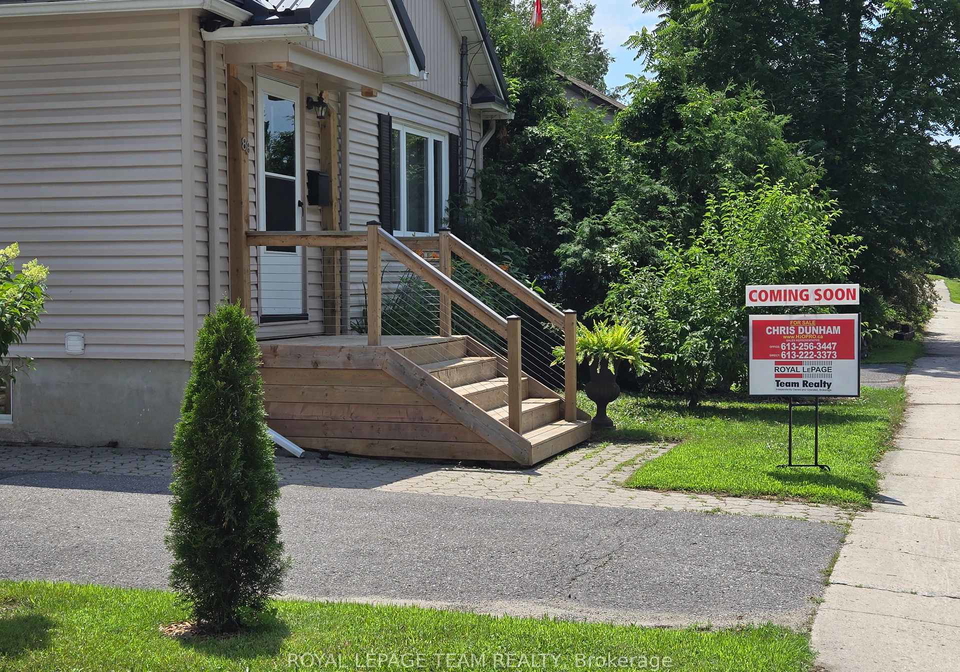 88-north-street-n-perth-ontario-x13560170
