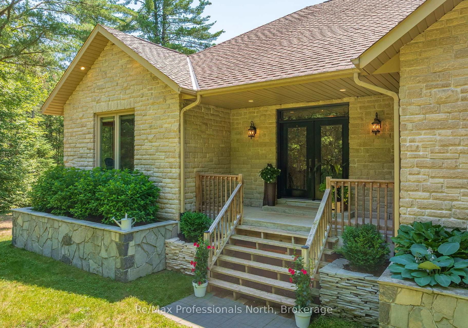 2452-doe-lake-road-gravenhurst-ontario-x13560416