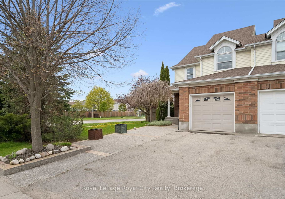 43-kearney-street-guelph-ontario-x13560430