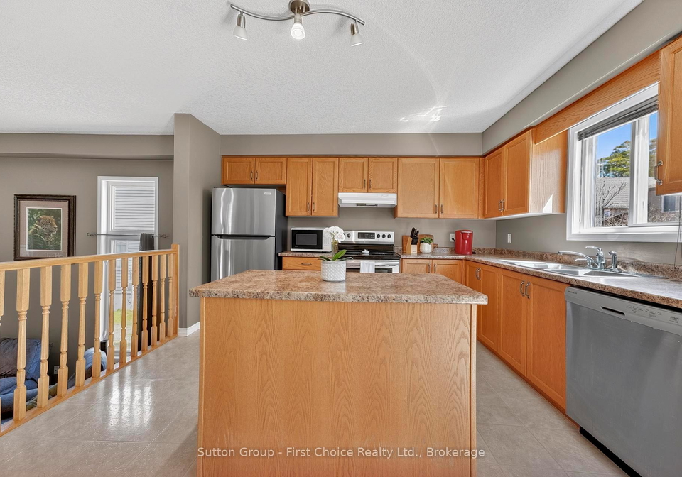 670-reid-crescent-north-perth-ontario-x13560450
