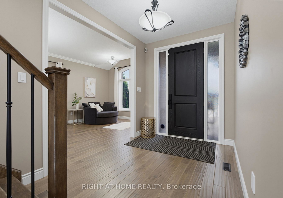 171-bradwell-chase-london-north-ontario-x13560610