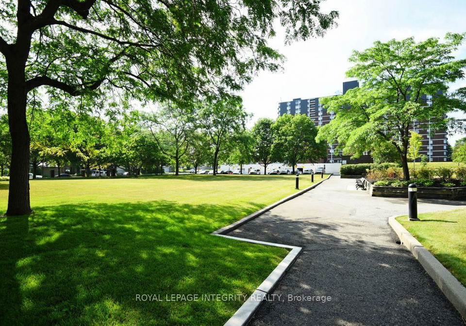 1705-playfair-drive-ottawa-ontario-x13560622