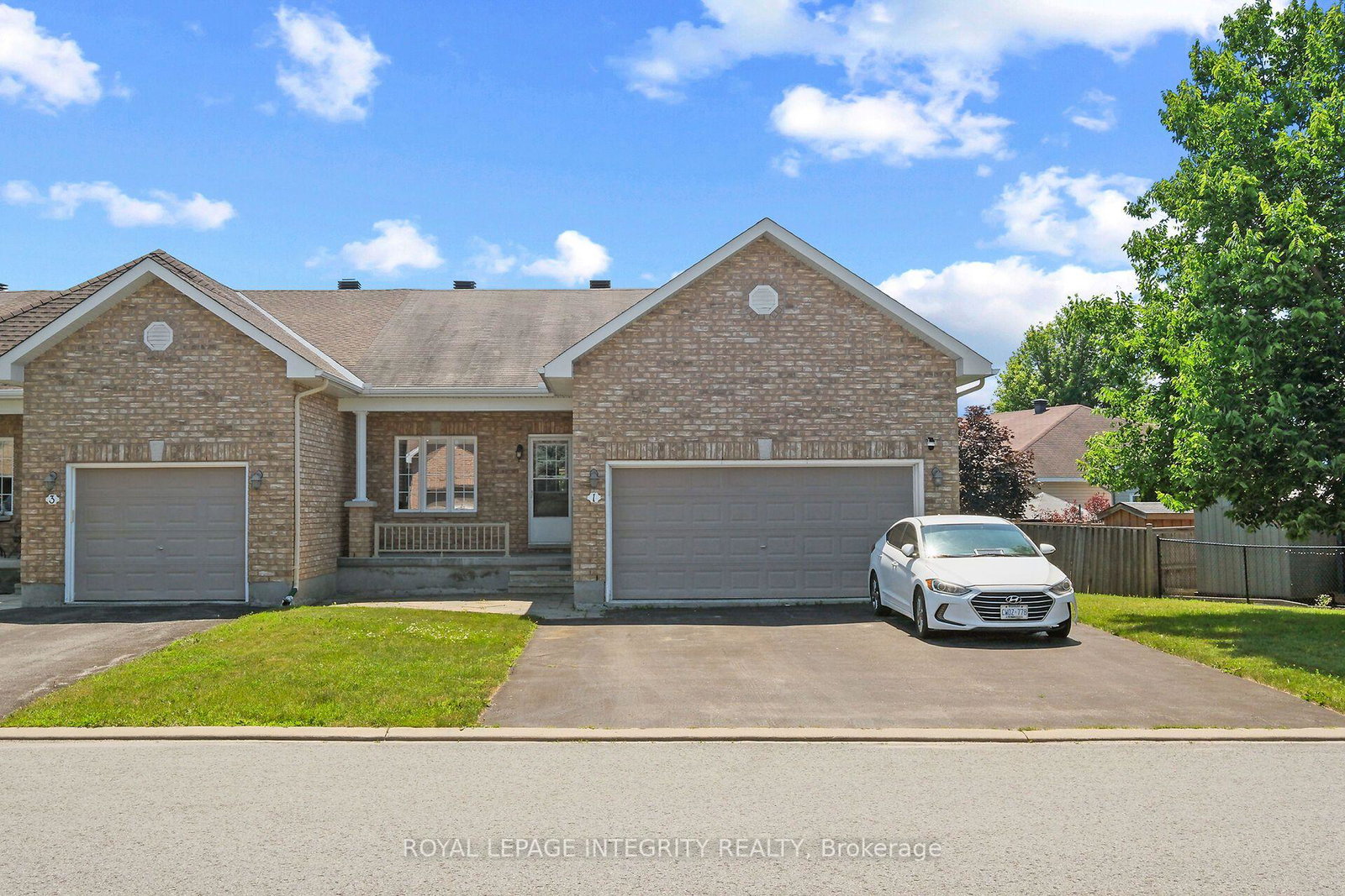 1-moe-robillard-street-arnprior-ontario-x13560784