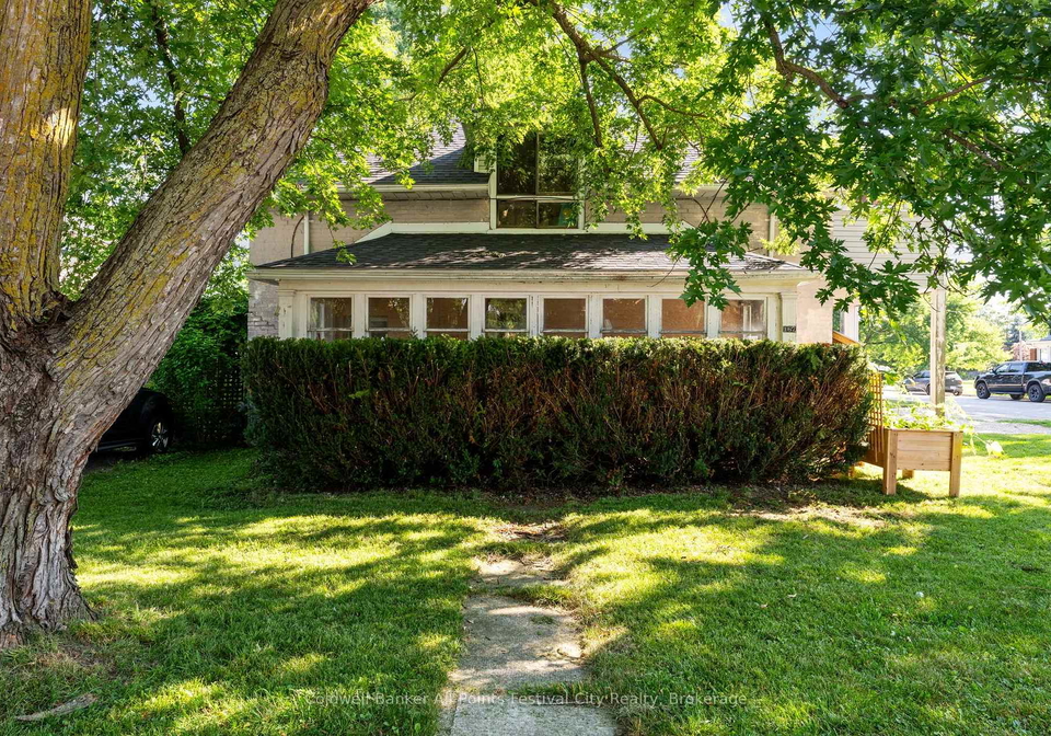 167-montreal-street-west-perth-ontario-x13561104