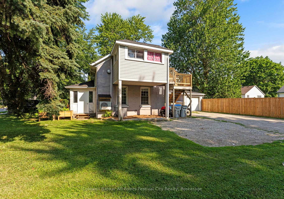 167-montreal-street-west-perth-ontario-x13561104