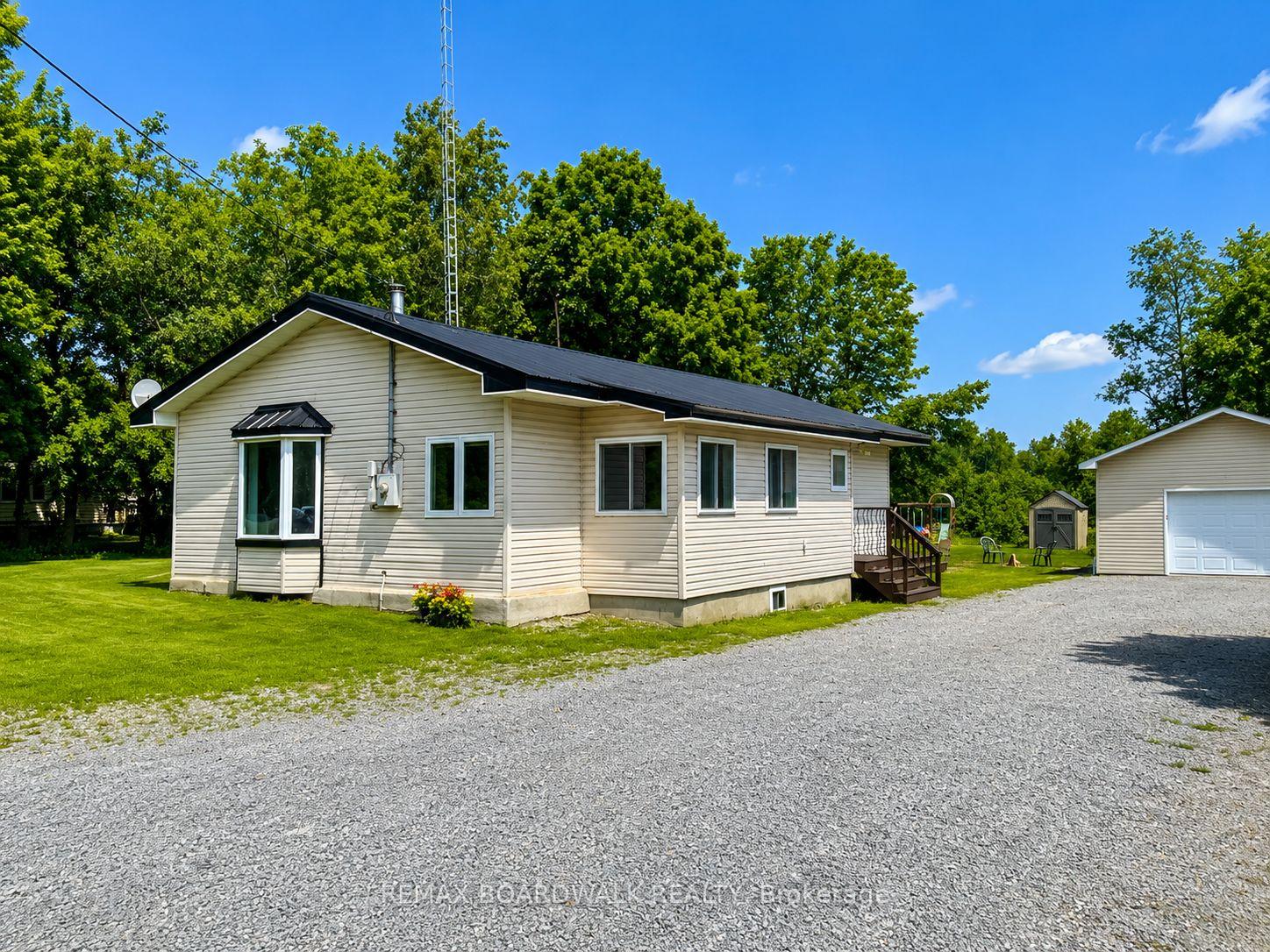 640-ramsay-concession-4a-concession-mississippi-mills-ontario-x13561182