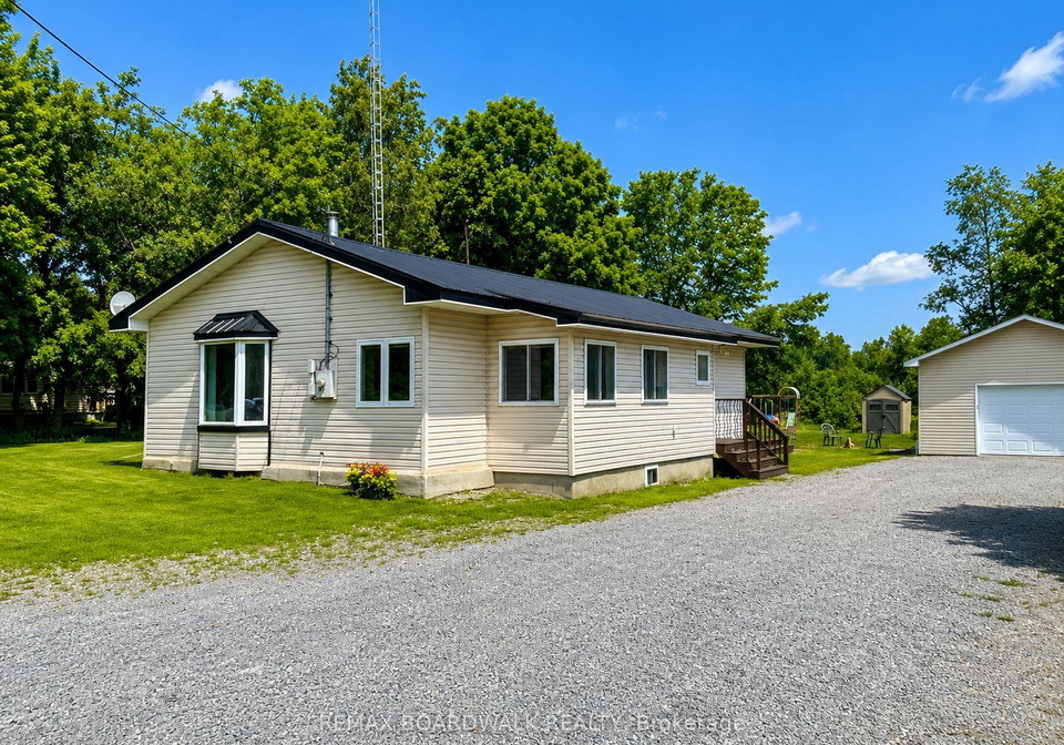 640-ramsay-concession-4a-concession-mississippi-mills-ontario-x13561182