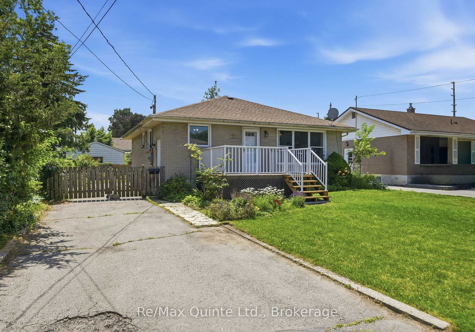 37-northwood-crescent-belleville-ontario-x13561324