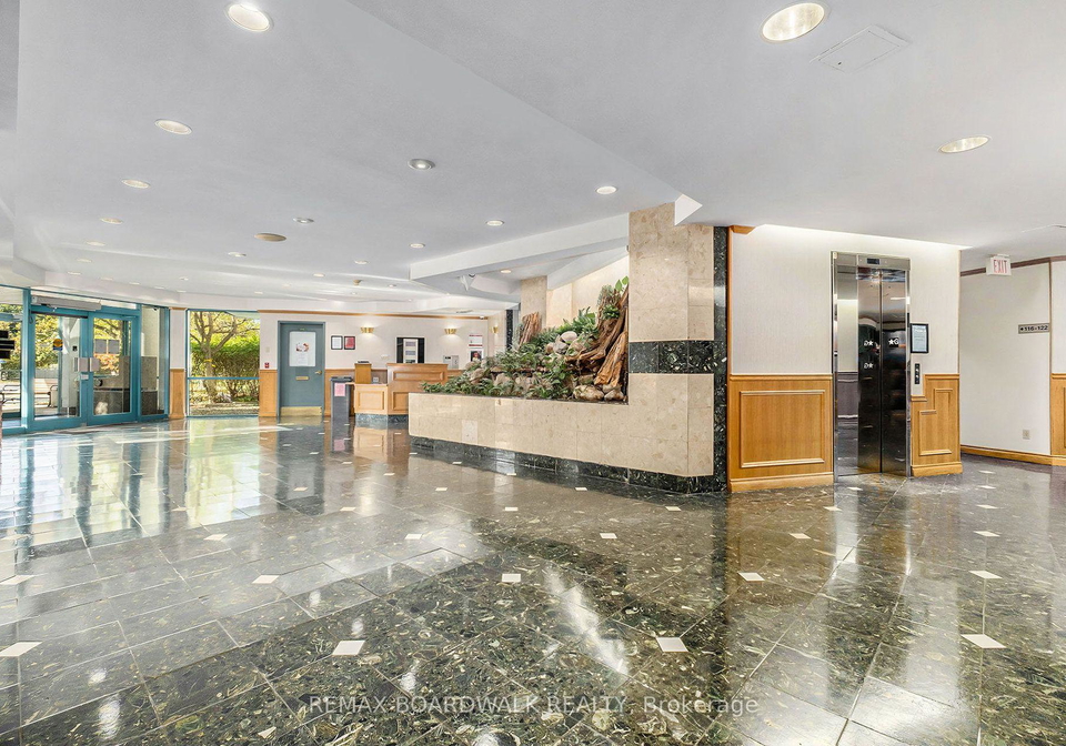 1025-grenon-avenue-ottawa-ontario-x13561336