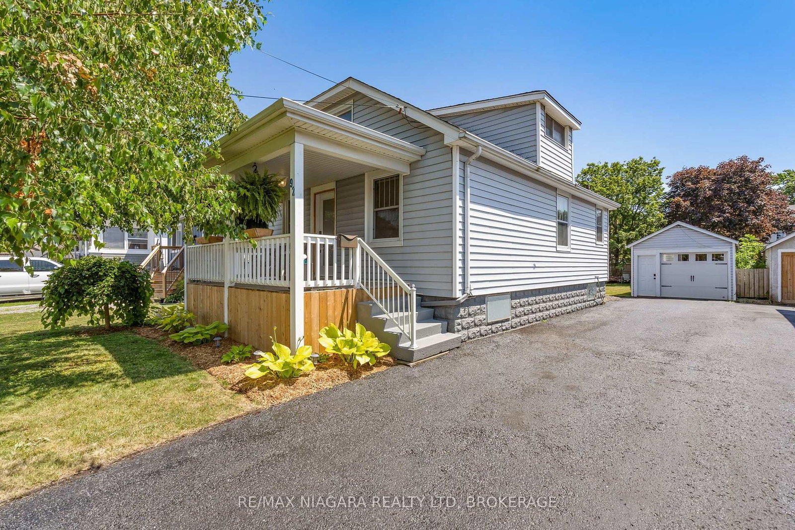 92-delhi-street-port-colborne-ontario-x13561340