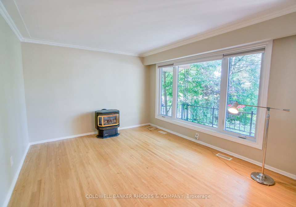 781-dickens-avenue-ottawa-ontario-x13561360