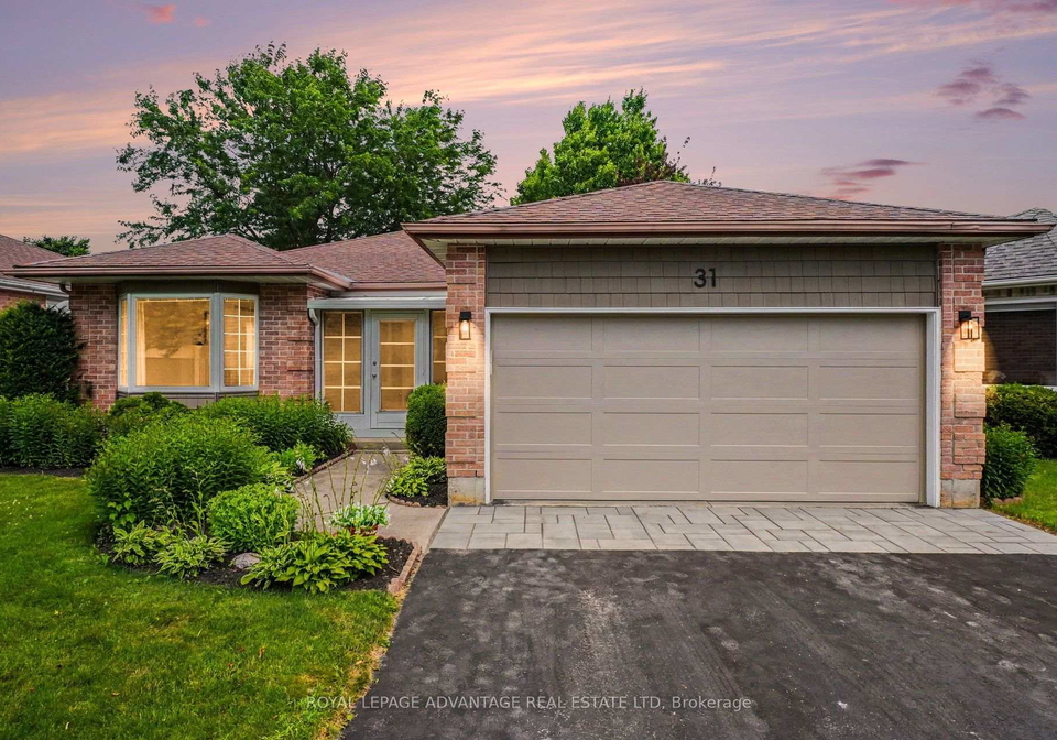 31-treelawn-boulevard-perth-ontario-x13561522