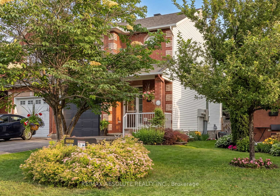 36-chantilly-gate-ottawa-ontario-x13561628