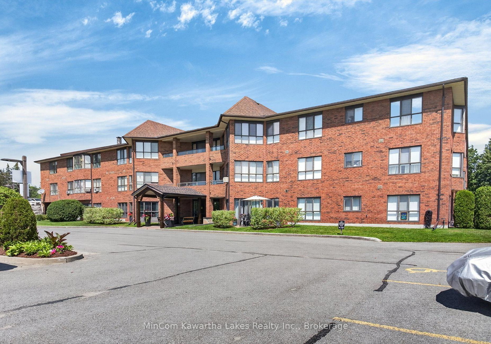 921-armour-road-peterborough-ontario-x13561636