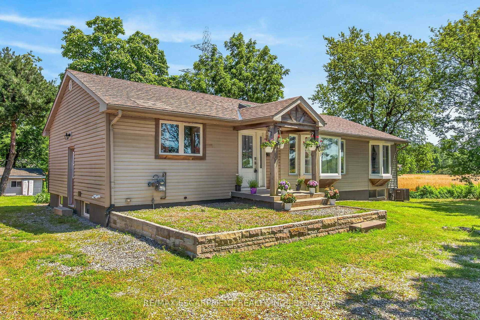 129-aldercrest-avenue-hamilton-ontario-x13561640